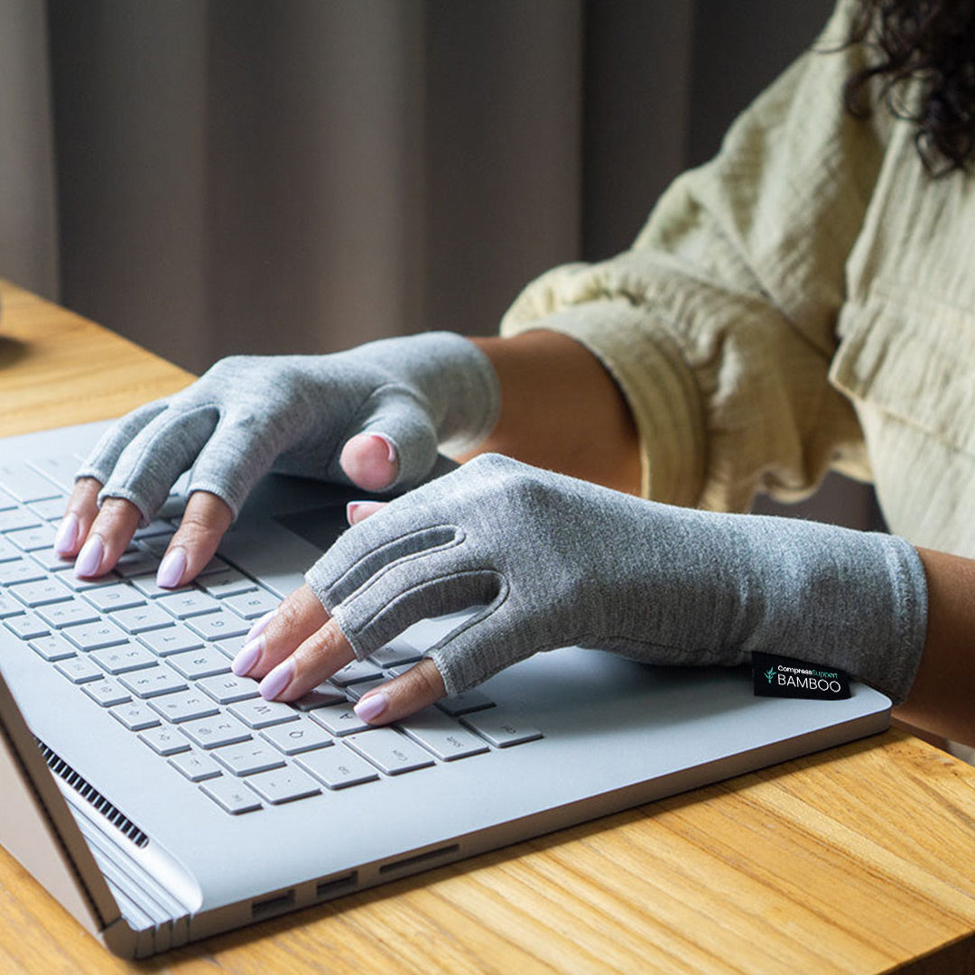 Premium CompressSupport™ Gloves